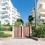 Tgh/ Marbella Beachfront And Center