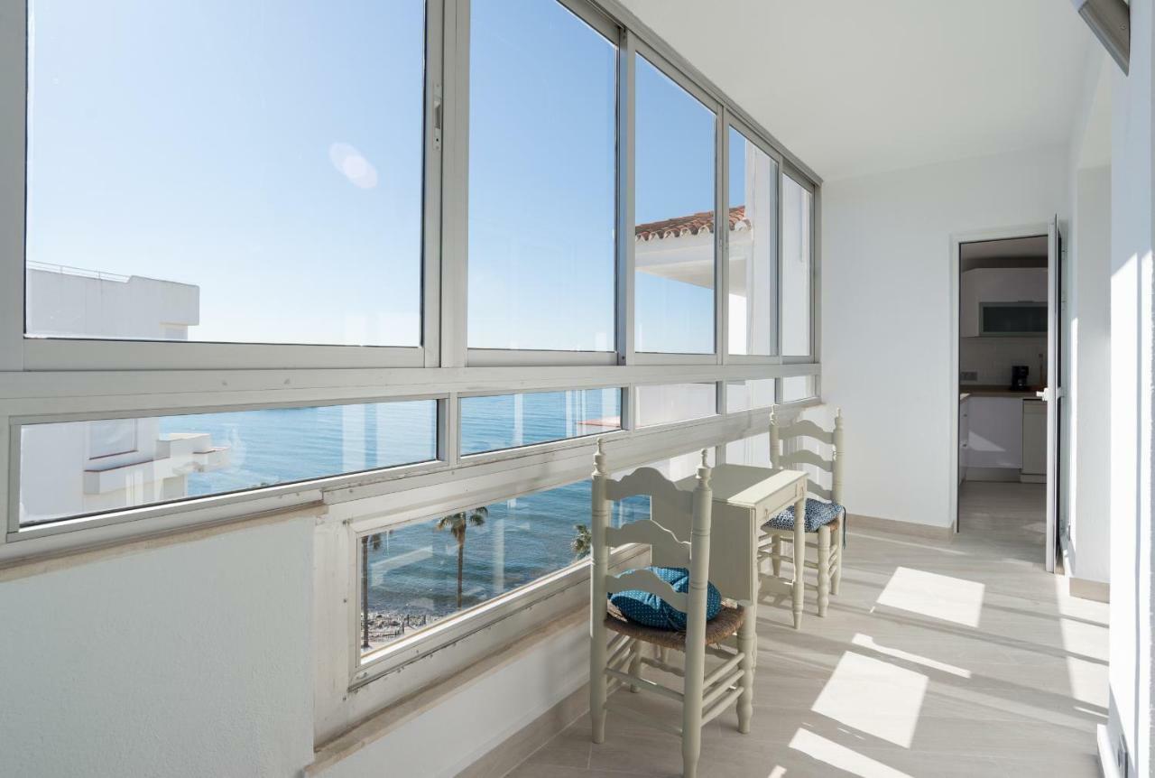 Tgh/ Beachfront And Center